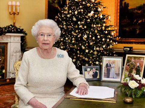 中字全程:英女王2015圣诞演讲 黑暗中的希望