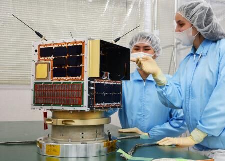 日本九州工业大学公开超小型卫星凤龙4号