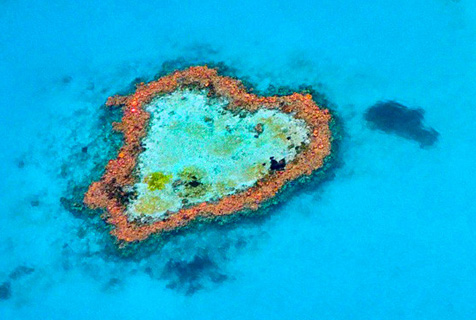 令人叹为观止的心形自然地貌景观