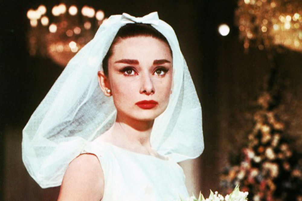 法媒盘点世界电影史上10大绝美经典婚纱