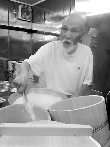 日本“煮饭仙人”来中国找最好吃大米