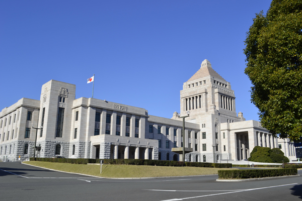 日本各党派已有20人或不参加参议院选举