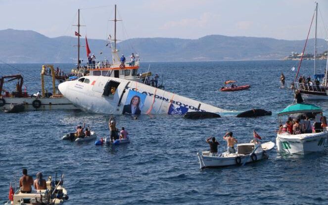 土耳其在爱琴海沉落大型喷气式飞机吸引游客（图）