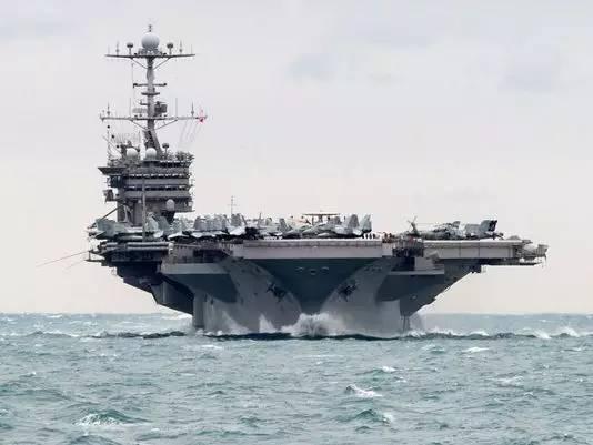 准备好了吗？罕见的美国双航母战斗群要来南海了！