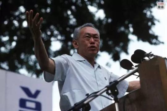 新加坡大使与中国学者激烈交锋：新加坡是否选错了边？