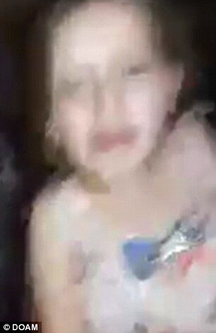 战区真实生活：叙小女孩前一秒开心唱歌 后一秒遭袭