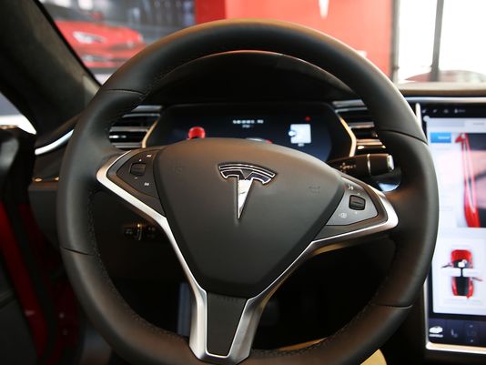 特斯拉回应Model S车祸事故 称与Autopilot无关联