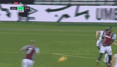 曼联阿森纳谁被黑的更惨?英超四大盲哨pk