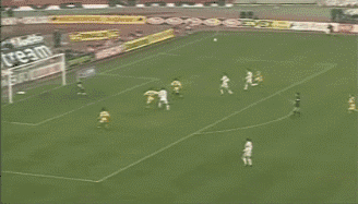 gif39岁驰骋意甲状态逆天他简直是所有前锋的噩梦