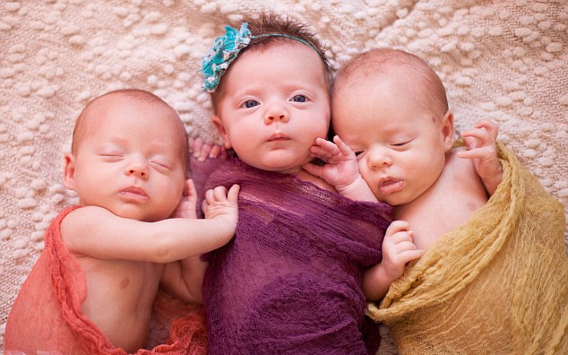 美3胞胎母亲产后仍“挺大肚” 自称象征着希望