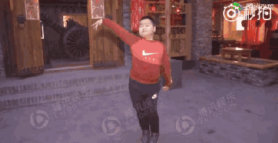 红人馆 | 谢腾飞新上位成表情包扛把子,《乡村爱情9》才是表情包孵化