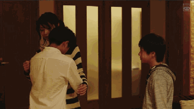 壁纸 剧照 视频截图 400_224 gif 动态图 动图