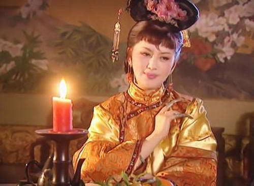 《康熙王朝》中那些旧时代美人今昔对比照