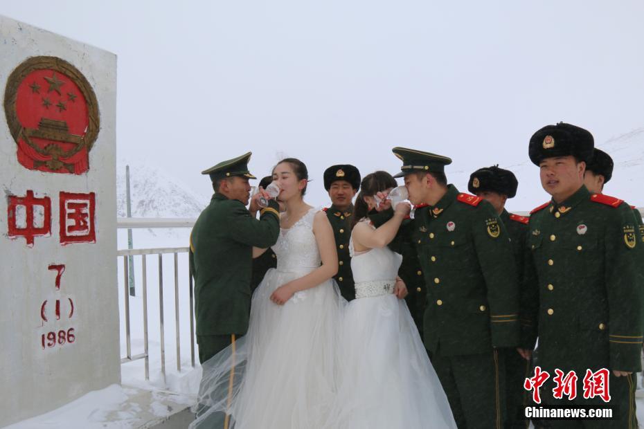 ����3��6�գ��侯�½��߷��ܶӺ��������߷����վΪ�����ٱ��ں���5100�׵��аͱ߽�����˼򵥶�������Ļ���ͼΪ�»���ںȽ����ơ� �ǿ ��
