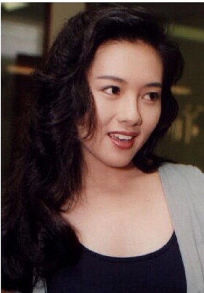 电影中的女性叛逆与社会期望的冲突