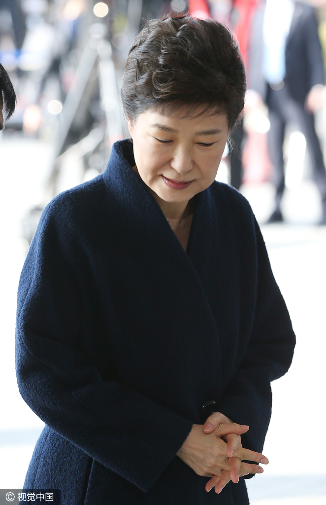 朴槿惠遭韩检方调查至深夜，全面否认13项犯罪指控