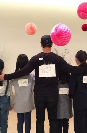 金钟国洪真英_金钟国收入(3)