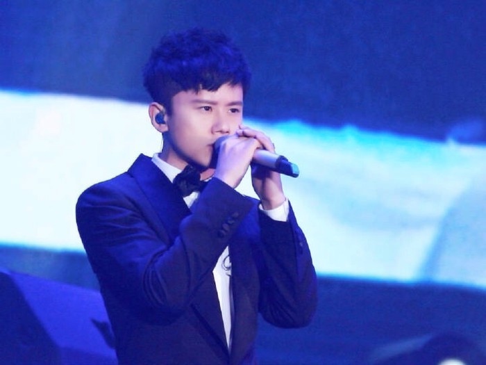 歌手总排名_歌手云朵图片