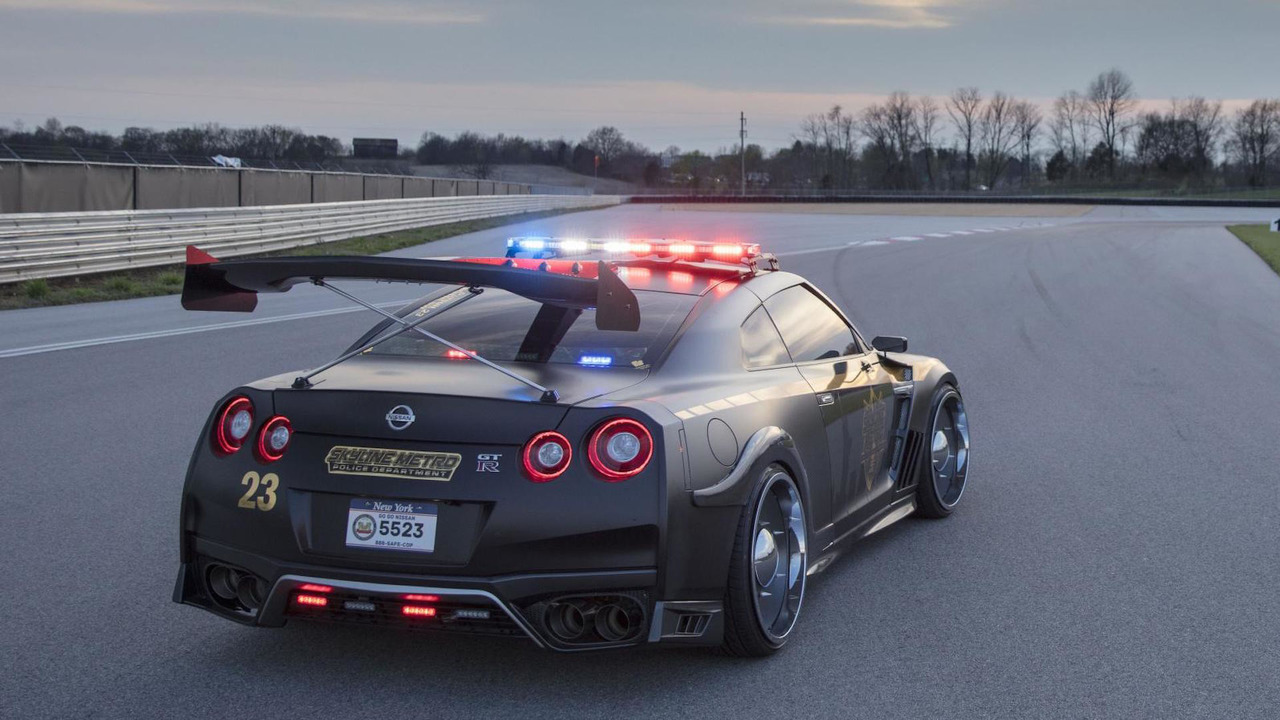 谁与争锋 日产GT-R改装警车将亮相纽约车展