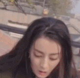 这惊恐的小眼神.@dear-迪丽热巴 你经历过绝望吗?[笑cry][笑cry] ?