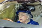 英国女王70多年无证驾驶