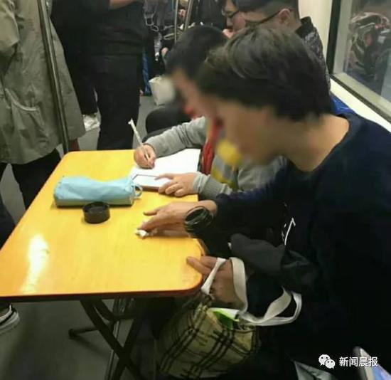 文章配图