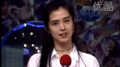 55双大长腿,88套衣服,10亿人在关注,我们为何爱维密?