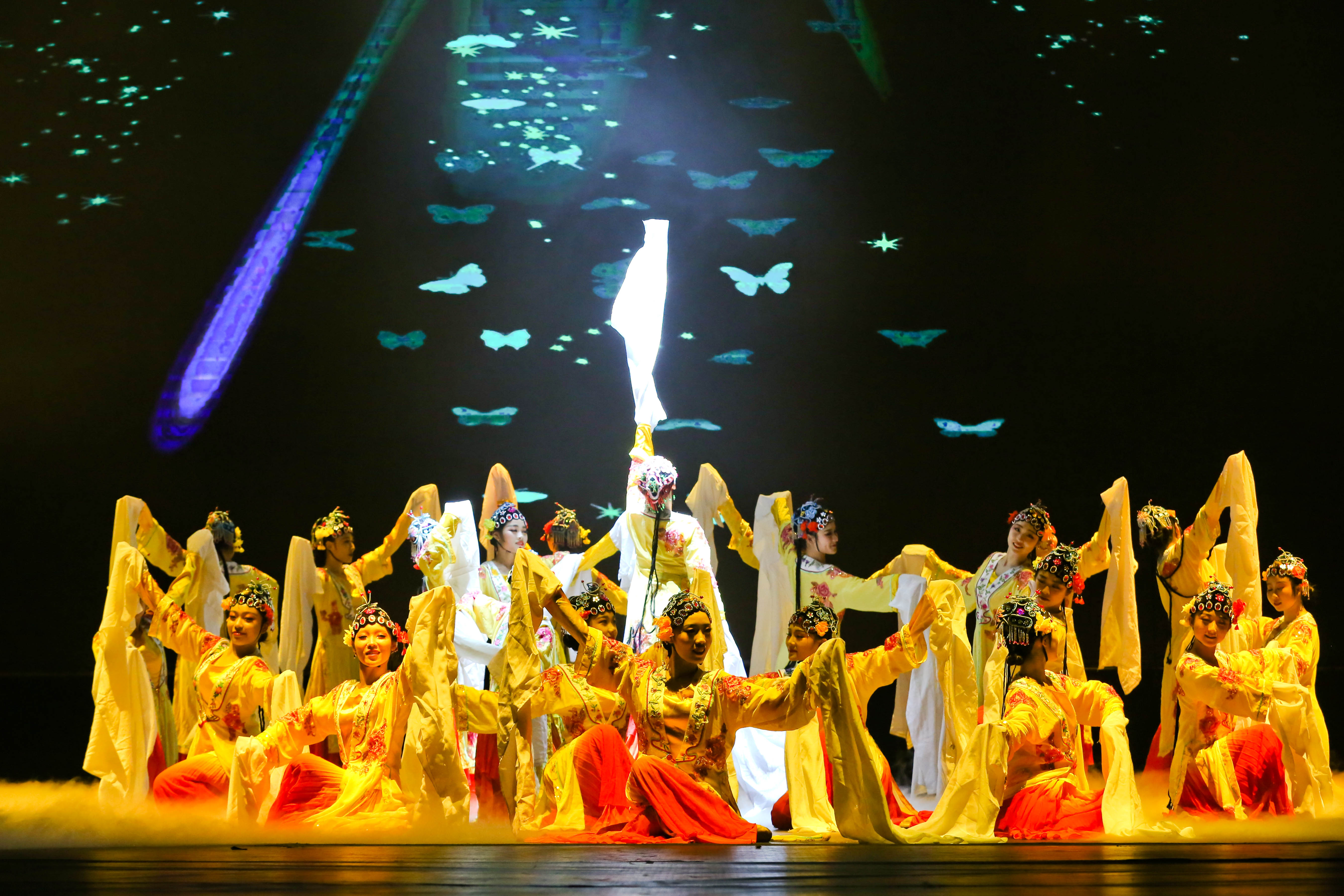《喜饽饽》——入选第十二届中国舞蹈“荷花奖”民族民间舞评奖-舞蹈学院