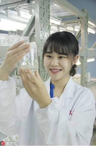 美女学霸“绘本笔记”走红 网友：堪称艺术品