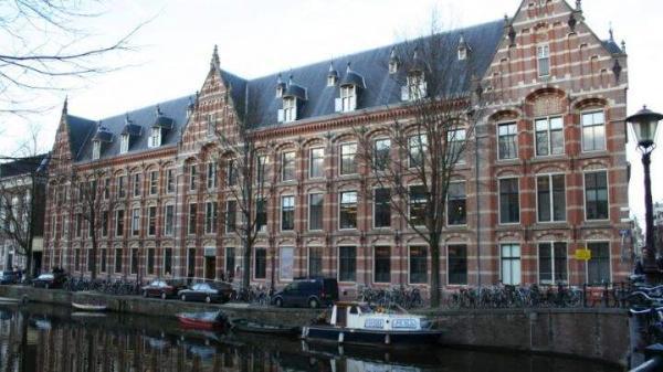 阿姆斯特丹大学回应限制中国等国留学生:没有