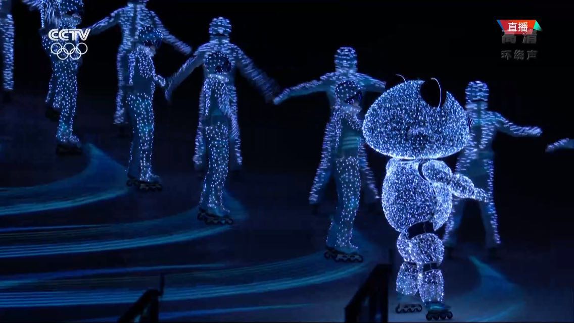当地时间2月25日，2018平昌冬奥会闭幕式在平昌奥林匹克体育场举行，“北京八分钟”现场演出精彩夺目，惊艳全场。