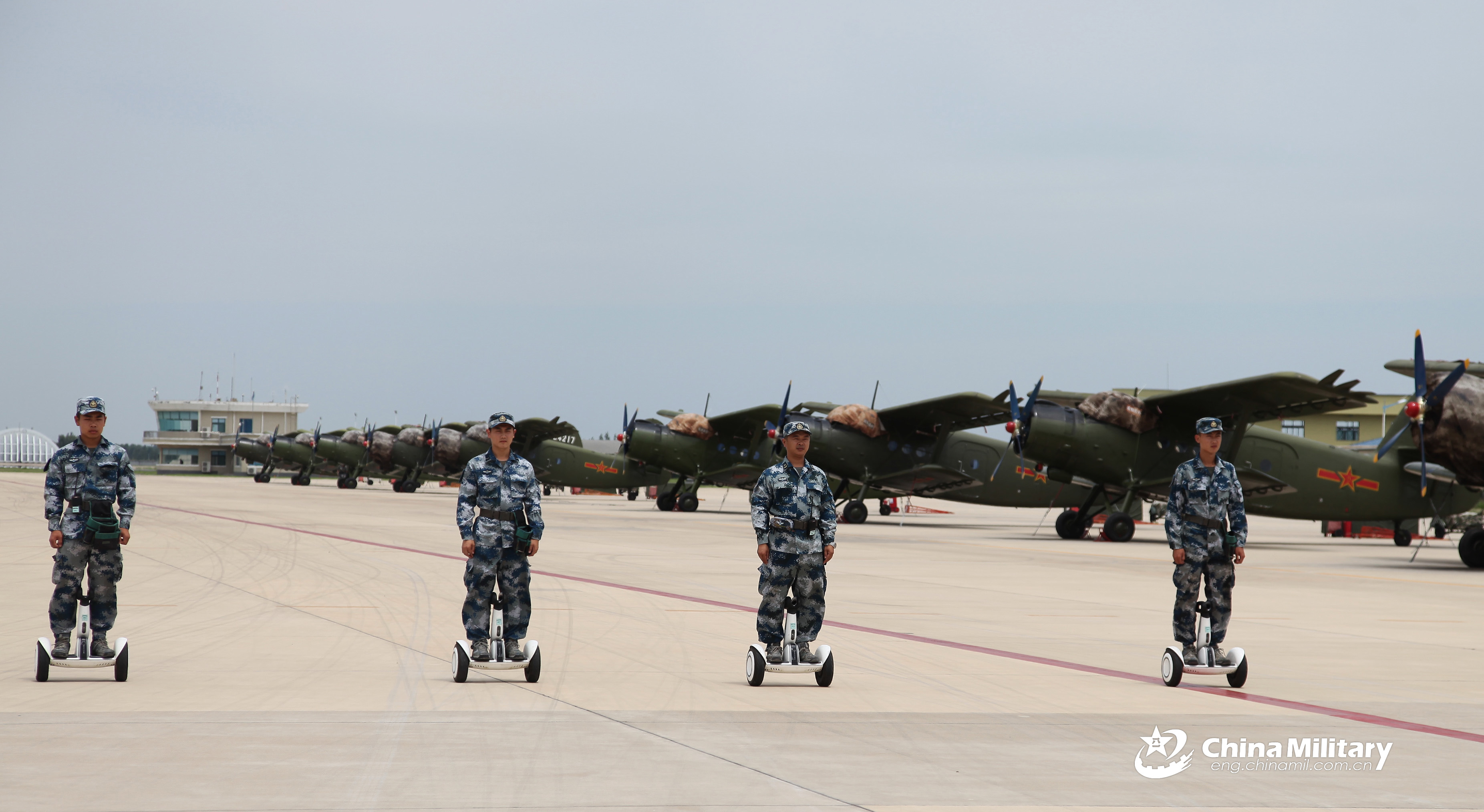空军地勤_空军地勤收入
