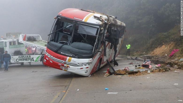 打码日赚百元:厄瓜多尔南部发生车祸 至少11人