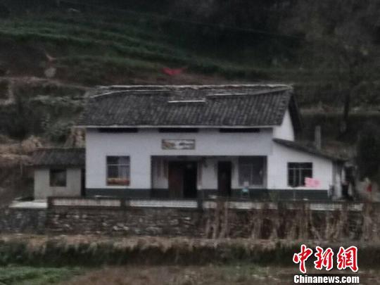 宁强地震：四川广元震区少数房屋现裂缝掉瓦等现象