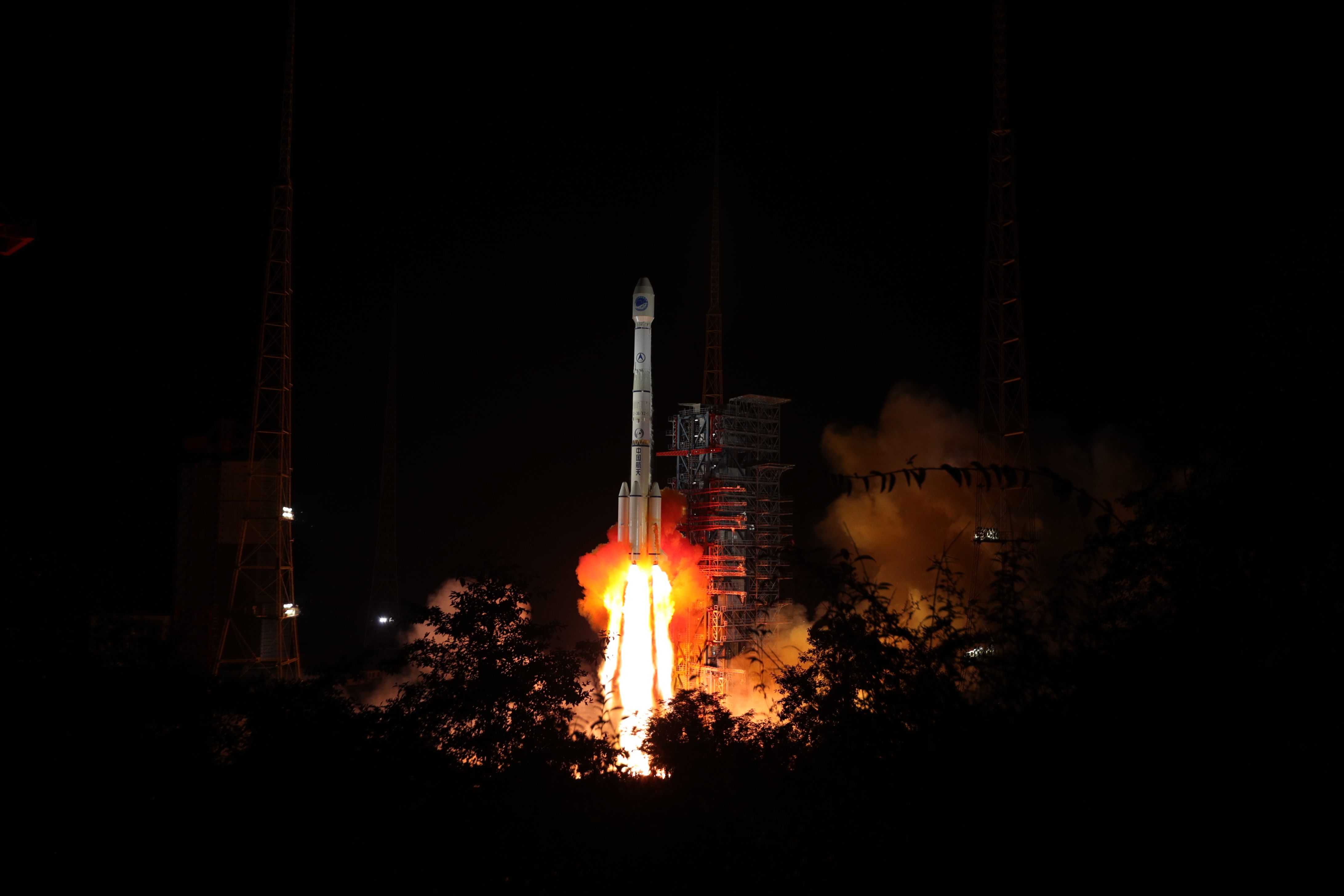 我国一箭双星成功发射两颗北斗导航卫星 首次加装全球搜救载荷