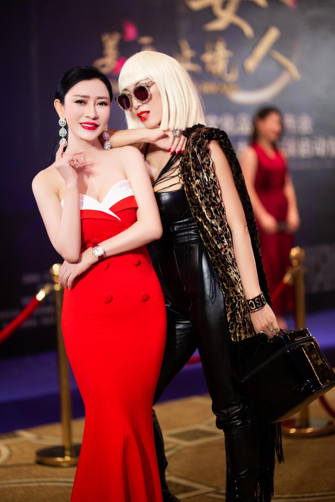 时尚大咖唐拉拉出席深圳活动，唐拉拉时尚风再一次刷一波时尚热门