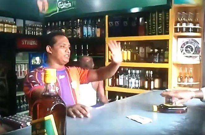 中国人均住宅_中国人均喝酒(2)