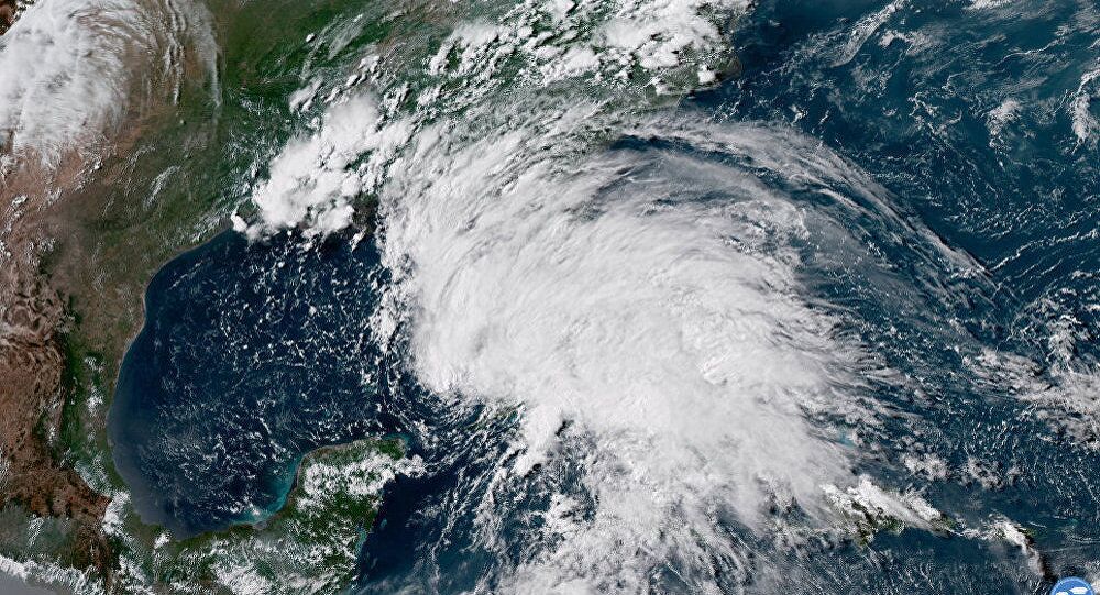 特朗普因飓风“迈克尔”迫近宣布佛罗里达州进入紧急状态