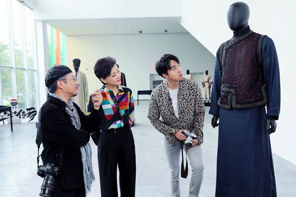 《匠心传奇》再现《卧虎藏龙》经典戏装 解密叶锦添的视觉艺术