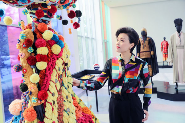 《匠心传奇》再现《卧虎藏龙》经典戏装 解密叶锦添的视觉艺术