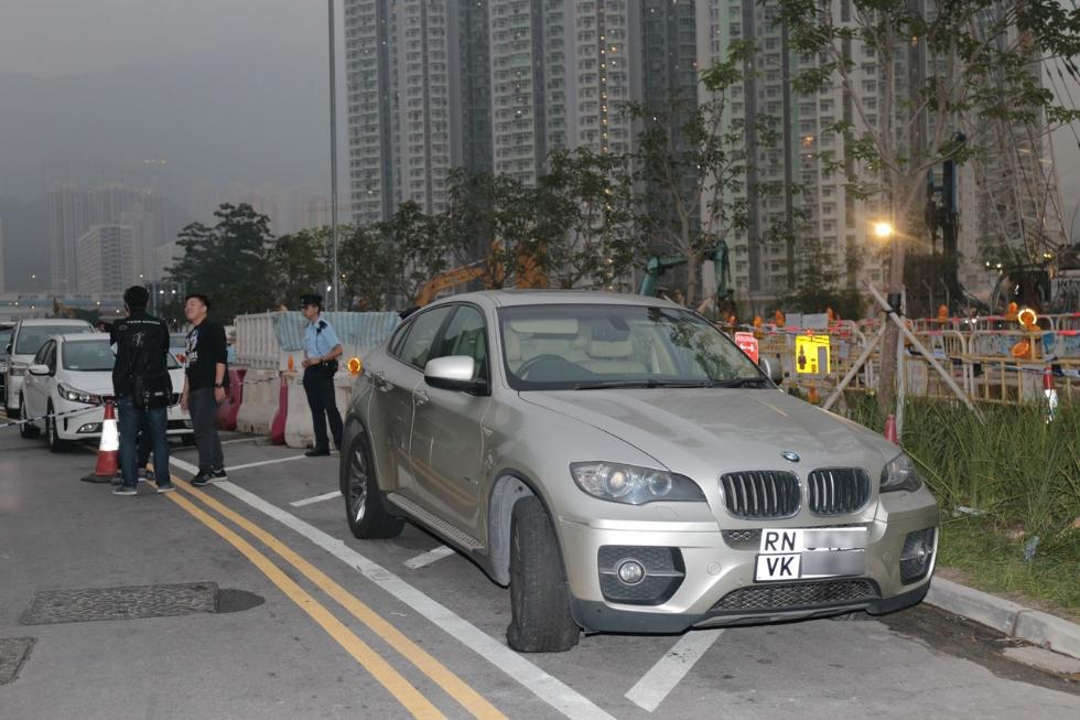 香港公路惊现多人持刀砍人，《古惑仔》成真？