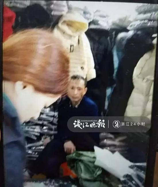 (图:“赵杰”的同伙)