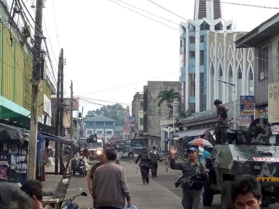 菲律宾南部教堂发生爆炸 已造成27人死亡