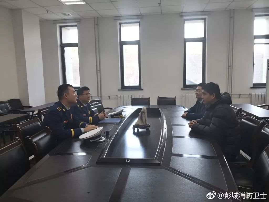 又见官微接力：宿舍炒菜包饺子 他们被消防蜀黍盯上了…