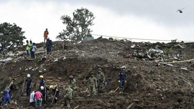 哥伦比亚山体滑坡已致17死5伤 多座房屋被毁