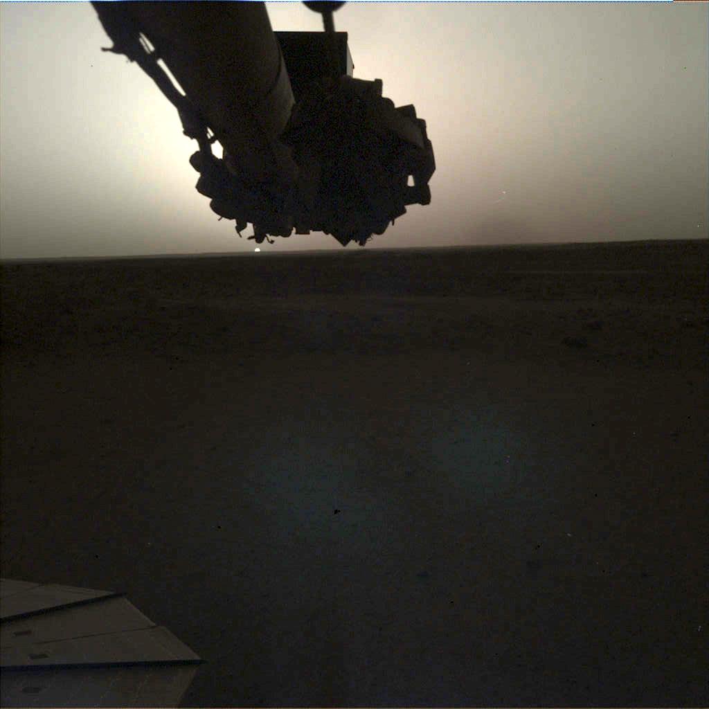 震撼！NASA公开火星日出日落照 大小只有地球上的2/3