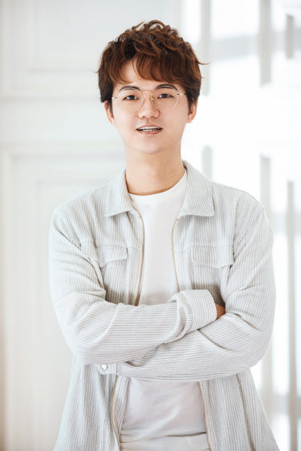 《沙漠骆驼》原唱展展宣布解约 骆驼之路继续前行