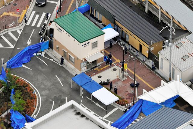 G20峰会临近，日本大阪突发警察被刺伤事件，犯罪嫌疑人夺枪逃逸