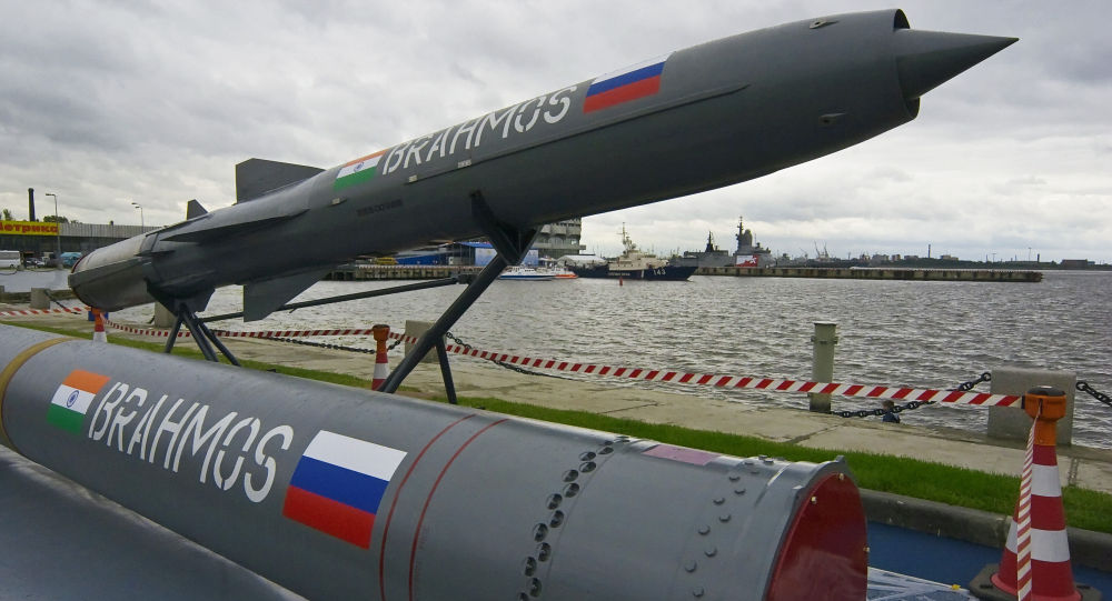 俄提议与印联合建造新潜艇 配备布拉莫斯导弹