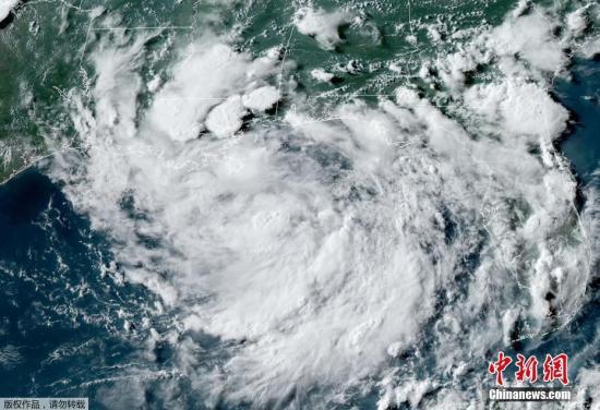 飓风“巴里”将袭美国南部 已造成沿海地区大面积停电
